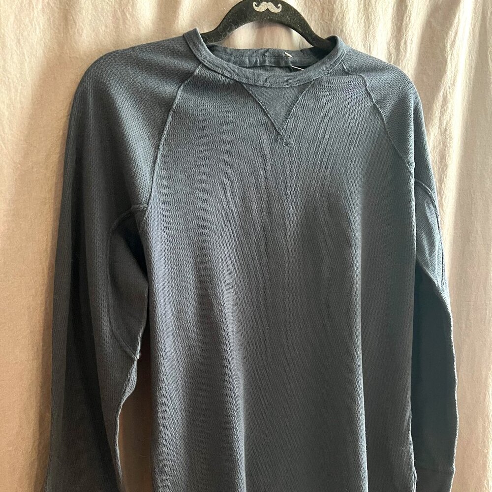 Abercrombie and Fitch thermal navy blue henley muscle never worn XS